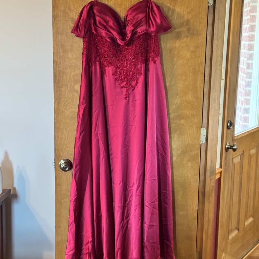 Formal Dress NWT